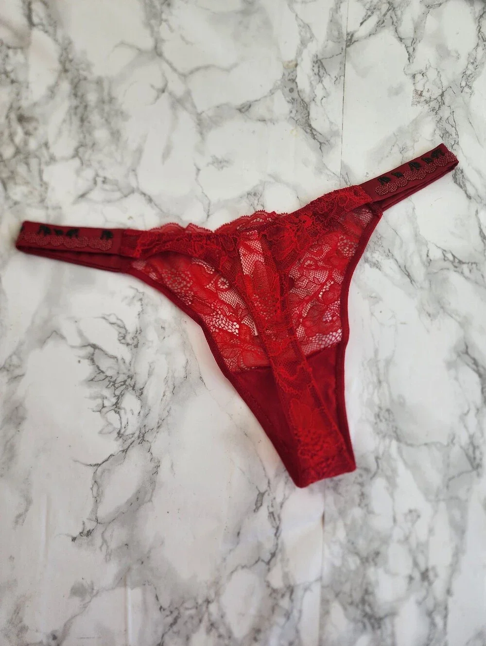 Victoria's Secret Lace Shine Rhinestone Strap Thong Panty M